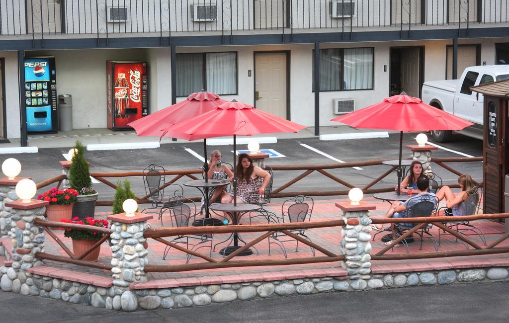 Gateway Inn And Suites Salida Luaran gambar