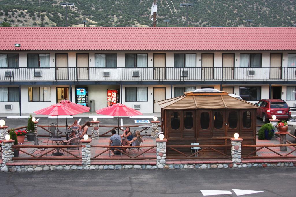 Gateway Inn And Suites Salida Luaran gambar